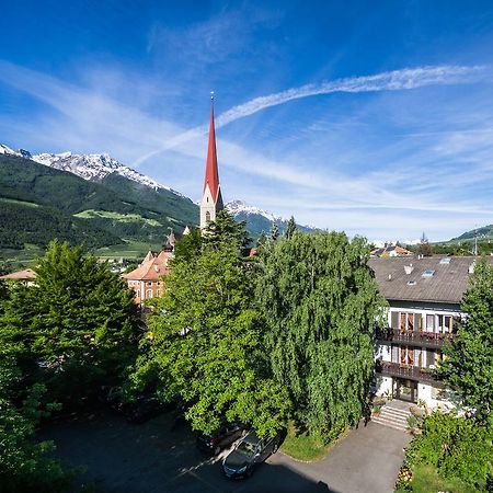 Hotel Pension Schweitzer Сіландро Екстер'єр фото